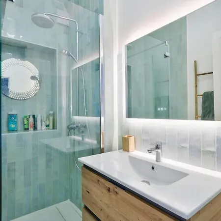 Apartament Magnifique Avec Balcon-terrasse